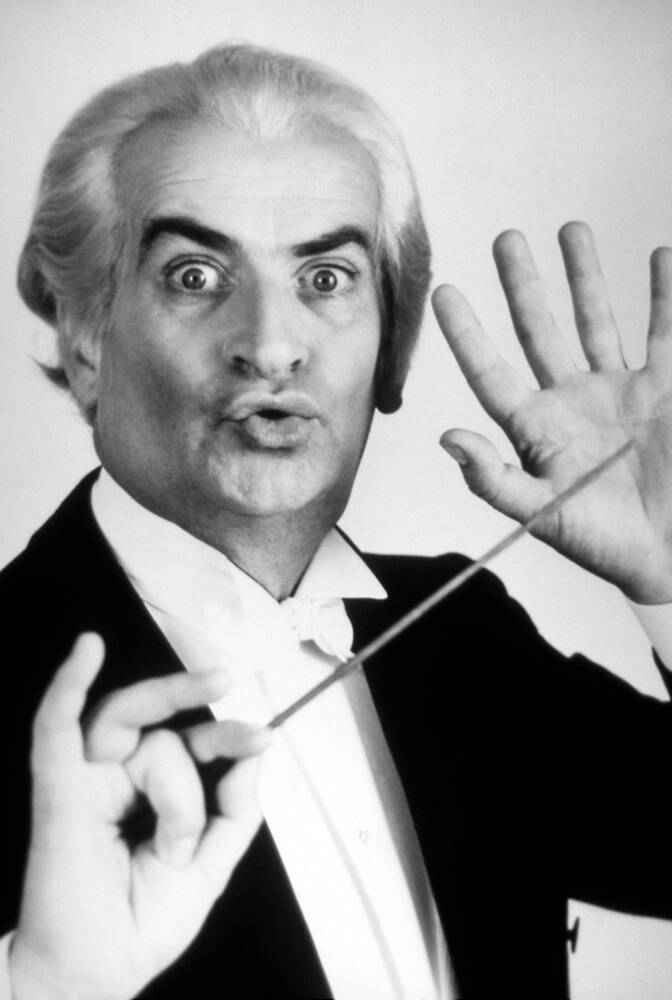 Louis de Funès - Chef d'orchestre (La Grande Vadrouille)
